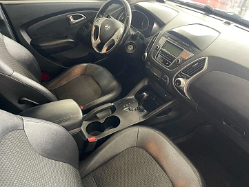 Hyundai ix35, 2013г, передний привод, автомат