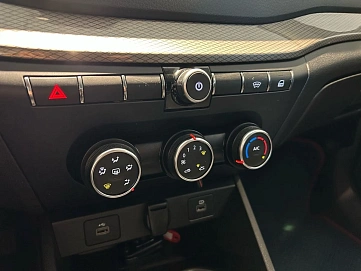 Lada (ВАЗ) Vesta, 2023г, передний привод, механика