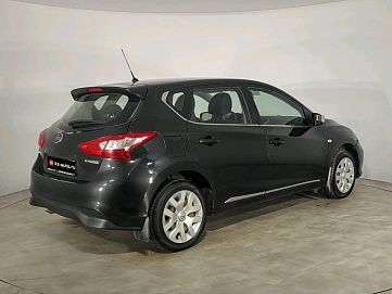 Nissan Tiida, 2015г., передний привод, механика