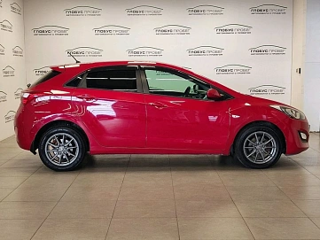 Hyundai i30, 2012г., передний привод, механика