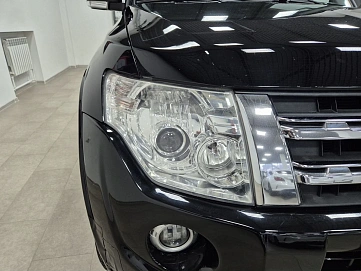 Mitsubishi Pajero, 2012г, полный привод, механика