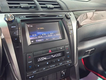 Toyota Camry, 2016г, передний привод, автомат