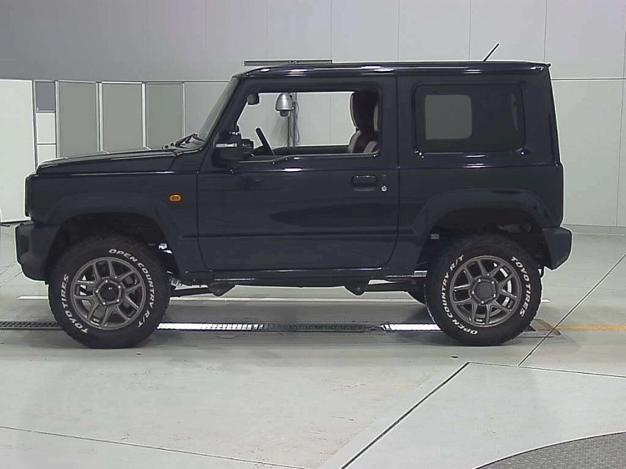 Suzuki Jimny, 2022г., полный привод, механика