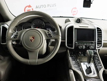 Porsche Cayenne, 2010г, полный привод, автомат