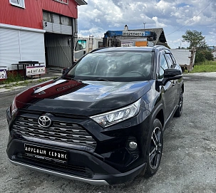 Toyota RAV4, 2020г, полный привод, автомат