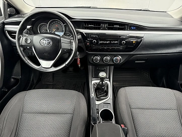 Toyota Corolla, 2013г, передний привод, механика