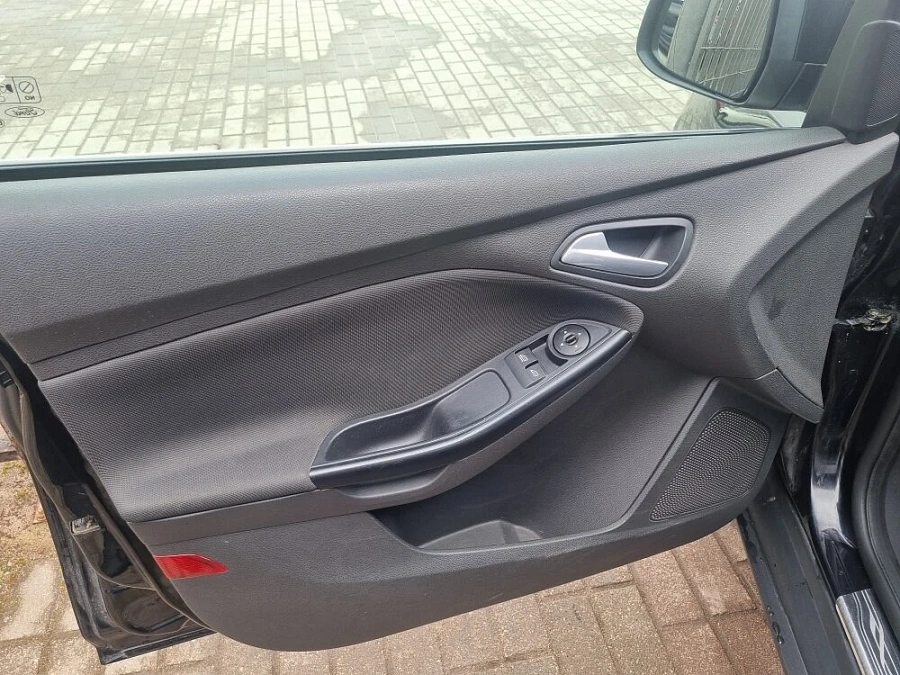 Ford Focus, 2014г., передний привод, робот
