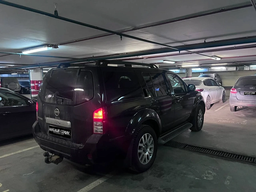 Nissan Pathfinder, 2013г., полный привод, автомат