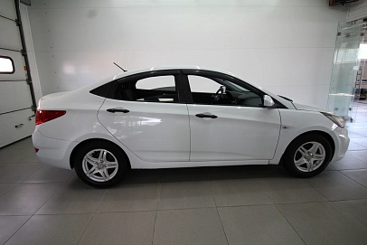 Hyundai Solaris, 2013г, передний привод, механика