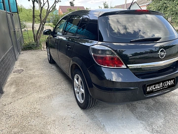 Opel Astra, 2012г, передний привод, робот
