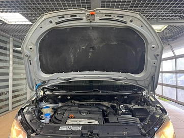 Volkswagen Touran, 2011г, передний привод, механика