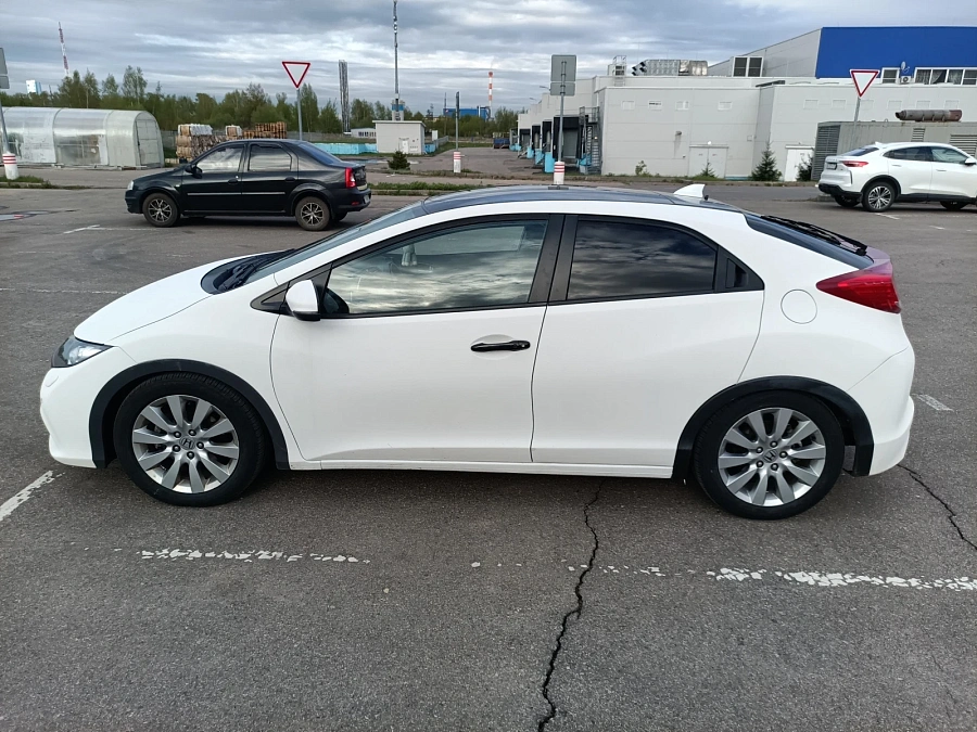 Honda Civic, 2013г., передний привод, автомат