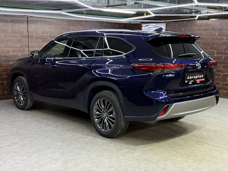 Toyota Highlander, 2025г., полный привод, автомат