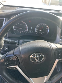 Toyota Highlander, 2015г, полный привод, автомат
