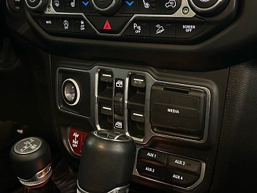 Jeep Wrangler, 2019г, полный привод, автомат