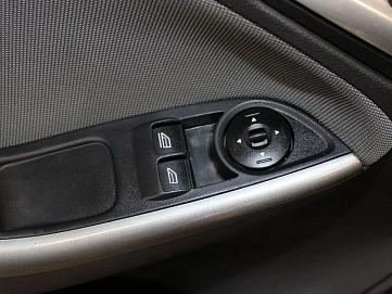 Ford Focus, 2012г., передний привод, механика