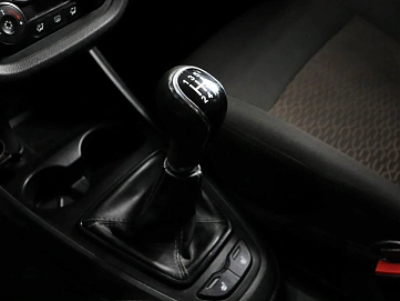 Lada (ВАЗ) Vesta, 2017г, передний привод, механика