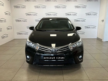 Toyota Corolla, 2013г, передний привод, автомат