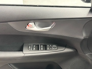 Kia K3, 2025г, передний привод, вариатор