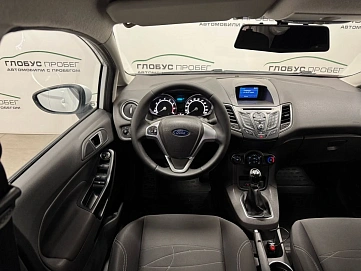 Ford Fiesta, 2015г, передний привод, механика