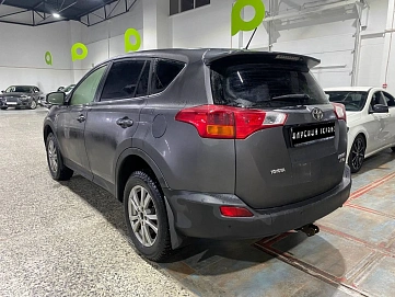 Toyota RAV4, 2013г, полный привод, вариатор