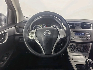 Nissan Tiida, 2015г., передний привод, механика
