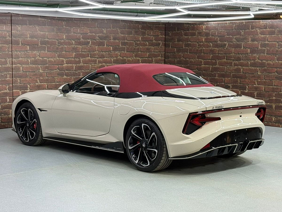 MG Cyberster, 2024г., полный привод, автомат