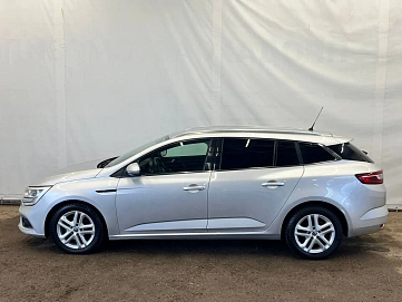 Renault Megane, 2017г, передний привод, механика