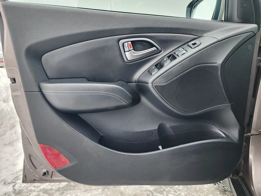 Hyundai ix35, 2014г., передний привод, автомат