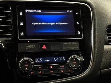 Mitsubishi Outlander, 2018г, полный привод, вариатор