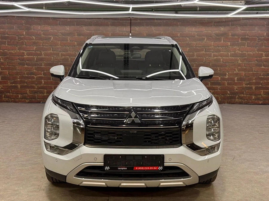 Mitsubishi Outlander, 2023г., полный привод, вариатор