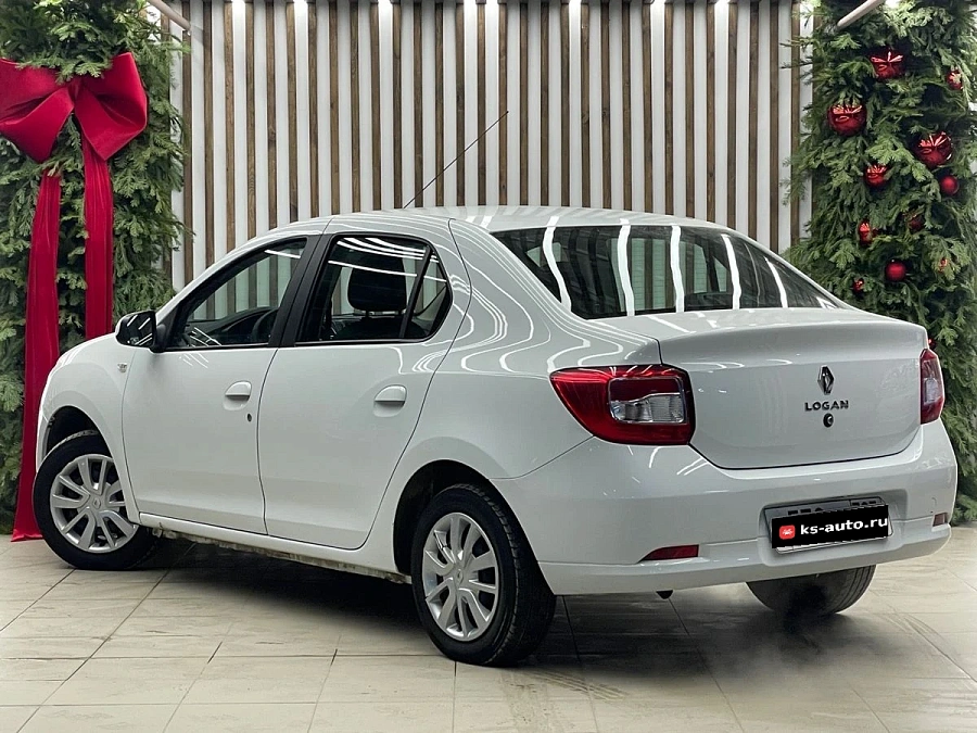 Renault Logan, 2020г., передний привод, автомат
