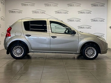 Renault Sandero, 2014г, передний привод, механика