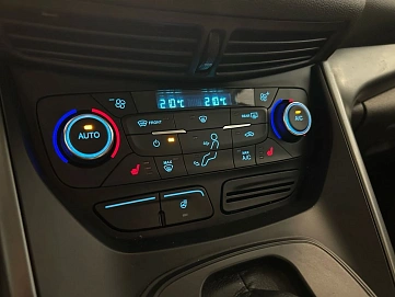 Ford Kuga, 2018г, передний привод, автомат