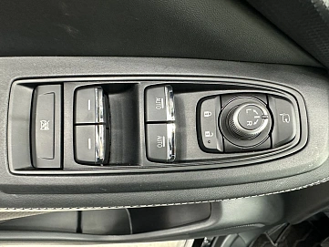 Subaru Forester, 2022г, полный привод, вариатор