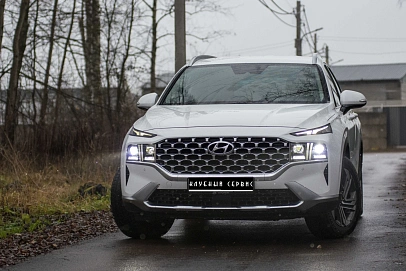 Hyundai Santa Fe, 2021г, полный привод, робот
