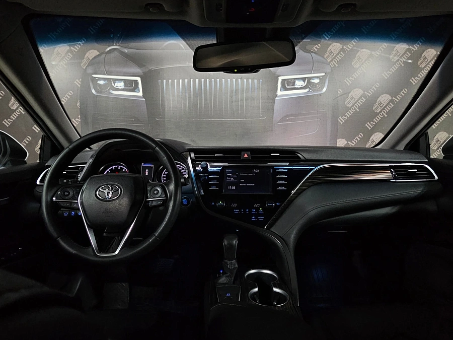 Toyota Camry, 2020г., передний привод, автомат