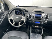 Hyundai ix35, 2011г., передний привод, автомат
