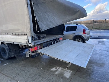 МАЗ 4370, 2006г, Задний привод, Механическая