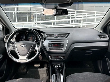 Kia Rio, 2015г, передний привод, автомат