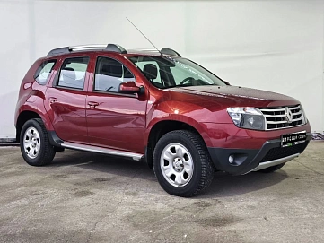 Renault Duster, 2014г, передний привод, автомат