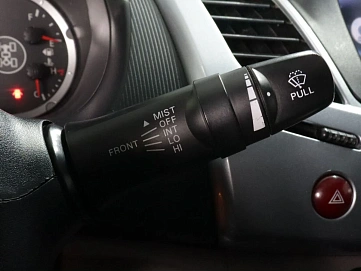 Mitsubishi L200, 2012г, полный привод, механика