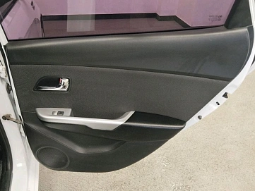 Kia Rio, 2014г, передний привод, механика