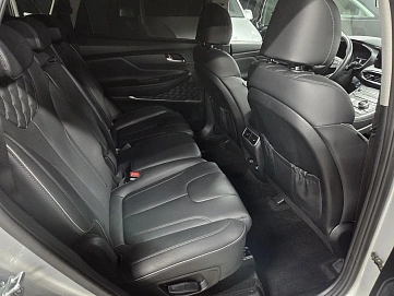 Hyundai Santa Fe, 2023г, полный привод, автомат