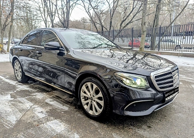 Mercedes-Benz E-Класс, 2018г, полный привод, автомат