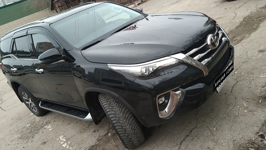Toyota Fortuner, 2018г., полный привод, автомат