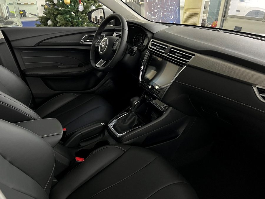 MG 5, 2023г., передний привод, вариатор