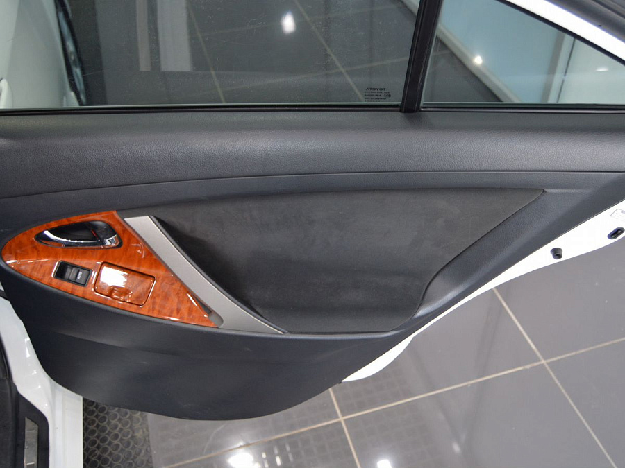 Toyota Camry, 2011г., передний привод, автомат