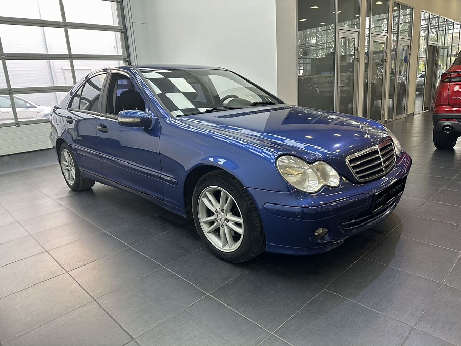 Mercedes-Benz C-Класс, 2005г., задний привод, автомат