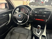 BMW 1 серии, 2012г., задний привод, автомат